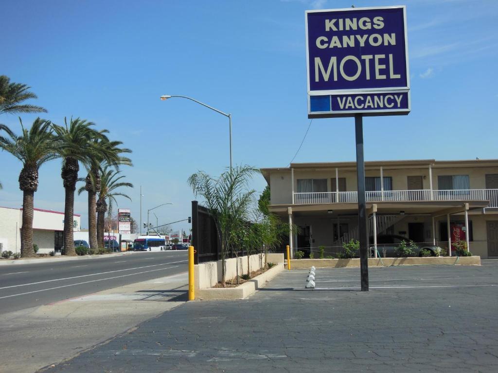 Kings Canyon Motel 2*